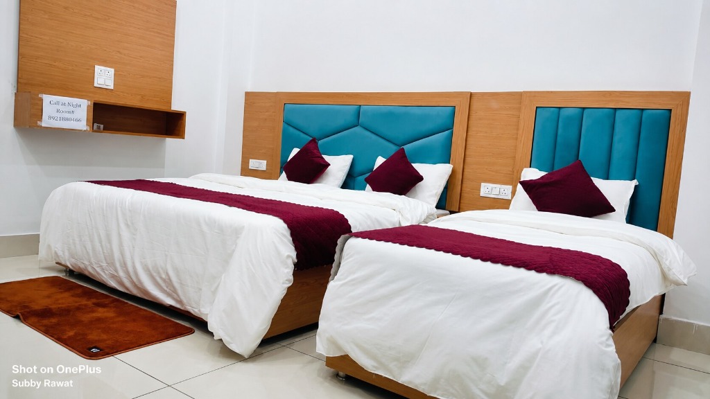 Triple Bed